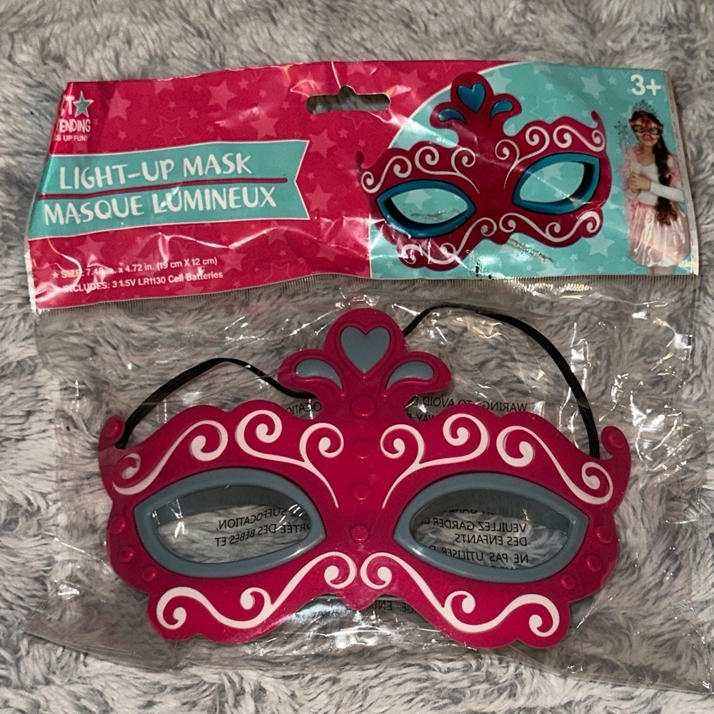 Just Pretending Pink Light-Up Masquerade Mask Kids Costume Accessory New
